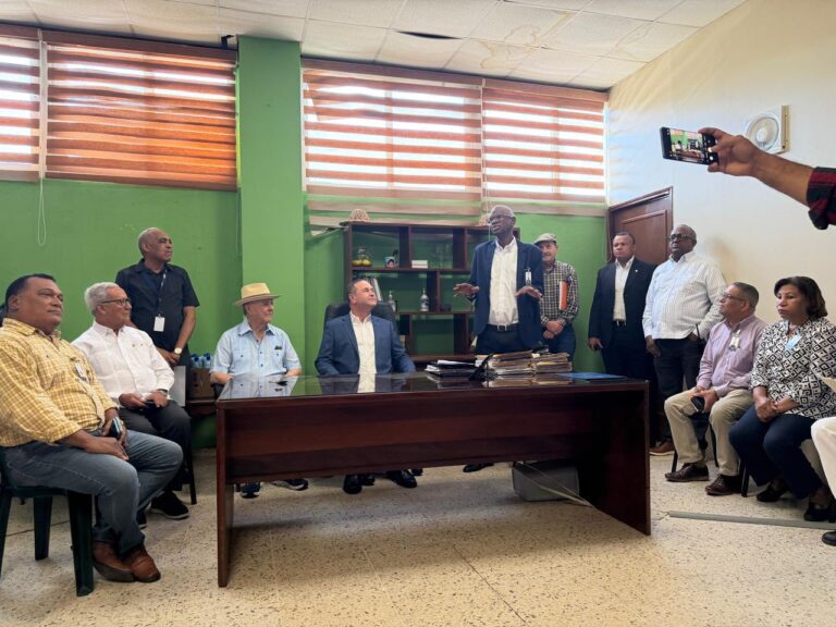 Ministerio de Agricultura desmiente paralización de programas y reafirma impulso a la producción nacional