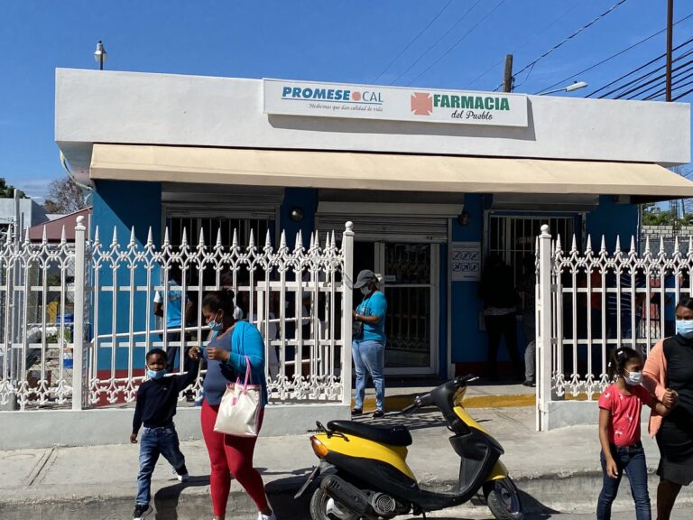 PROMESE/CAL informa traslado temporal de botica popular por trabajos de remodelación y reparación.