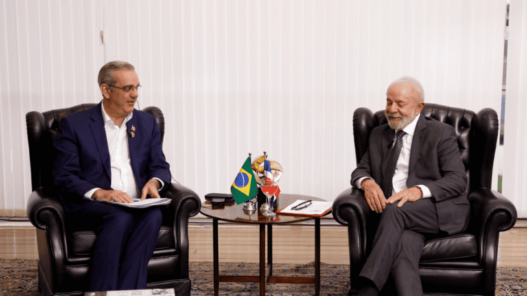 Abinader felicita a Lula da Silva tras su reelección en Brasil